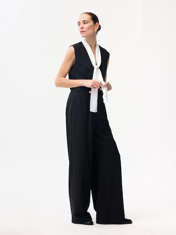 adl Wide leg Pants in Black
