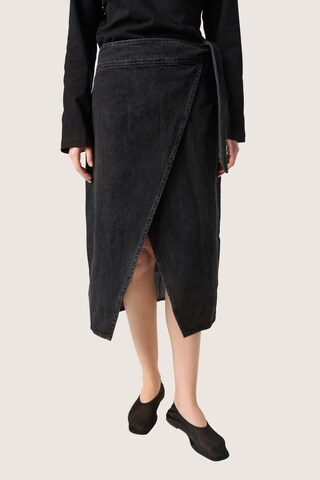 SOAKED IN LUXURY Nederdel 'Alba' i sort: forside