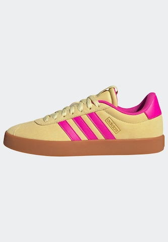 ADIDAS SPORTSWEAR Σνίκερ χαμηλό 'VL Court 3.0' σε κίτρινο: μπροστά