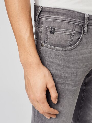 TOM TAILOR DENIM Regular Jeans 'Aedan' in Grau