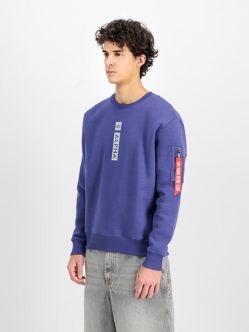 Sweat-shirt ALPHA INDUSTRIES en violet : devant