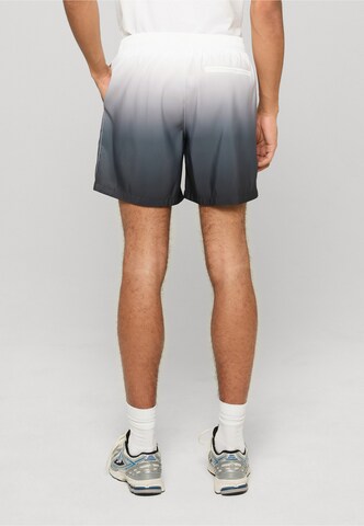 Pantaloncini da bagno di Urban Classics in grigio