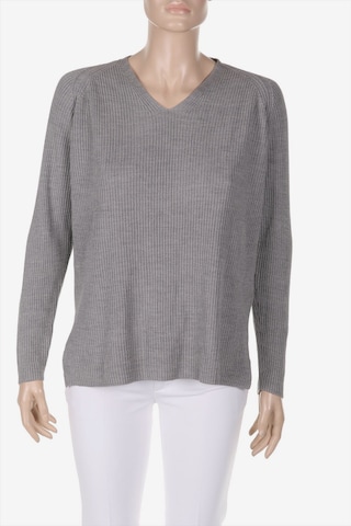 REPEAT Cashmere Sweater & Cardigan in S in Grey: front