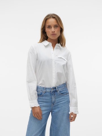 VERO MODA - Blusa 'ISABELLA' em branco: frente