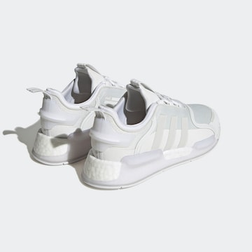 ADIDAS ORIGINALS Låg sneaker 'Nmd_V3' i vit