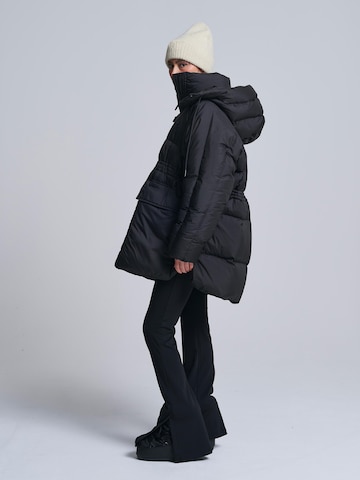 AEMMI Zimní parka 'OVERSIZED RECYCLED DOWN PARKA' – černá