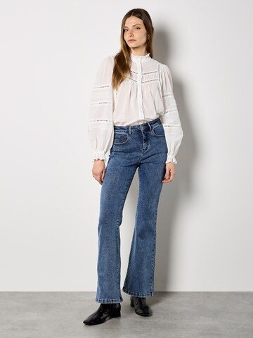 Apricot Blouse 'Lace' in Wit