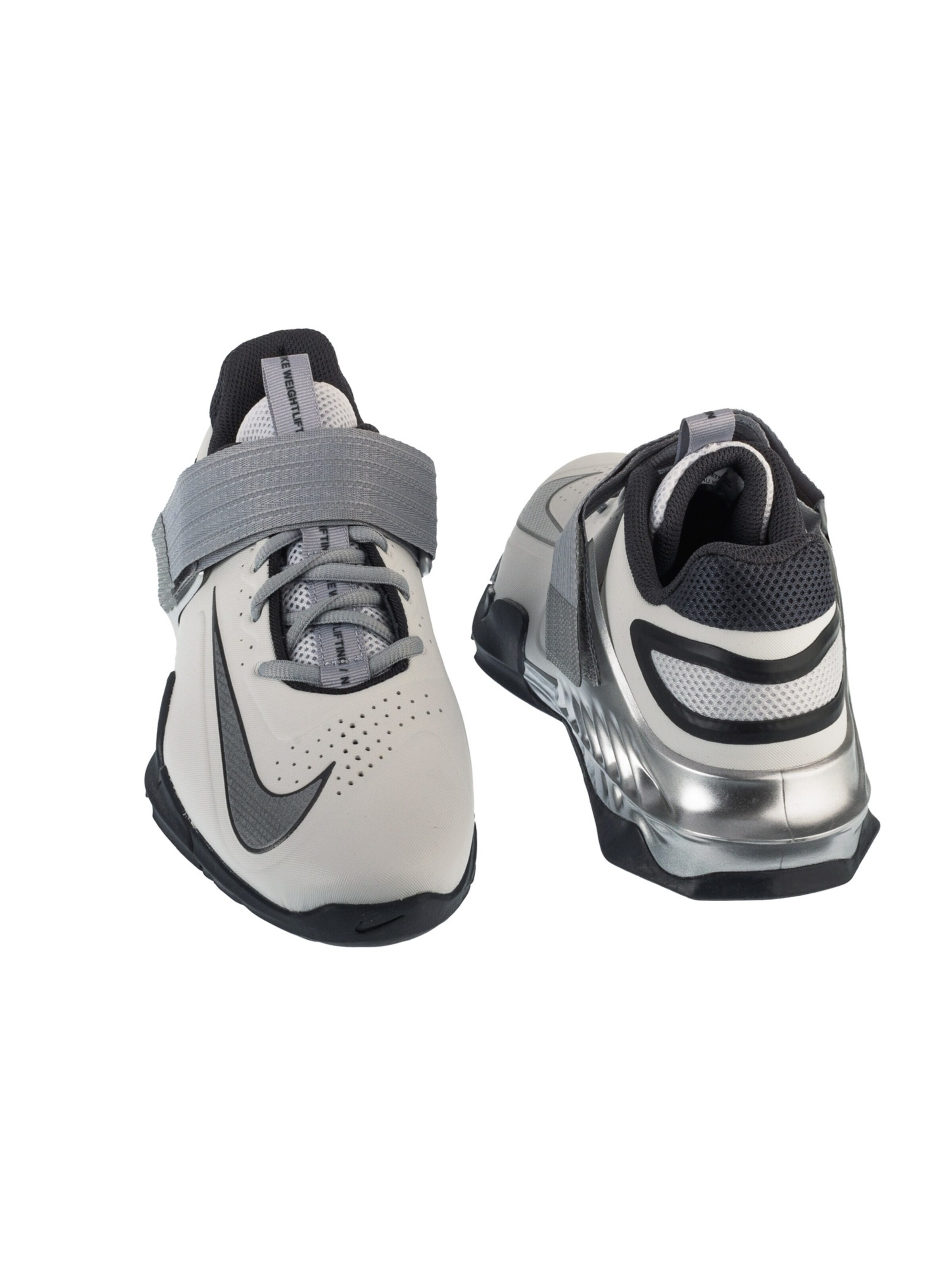 NIKE Sportschoen 'Nike Savaleos SE' in Wit