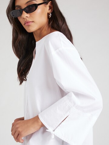 Chemisier 'JENAALF' ECOALF en blanc