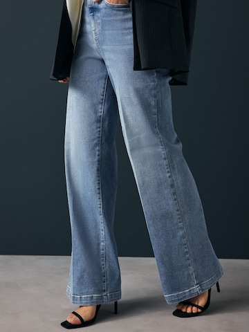 Next Laiad sääred Teksapüksid, värv sinine: eest vaates