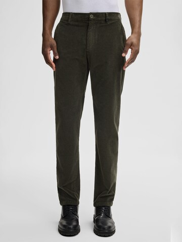 STRELLSON Regular Trousers 'Rion' in Green: front