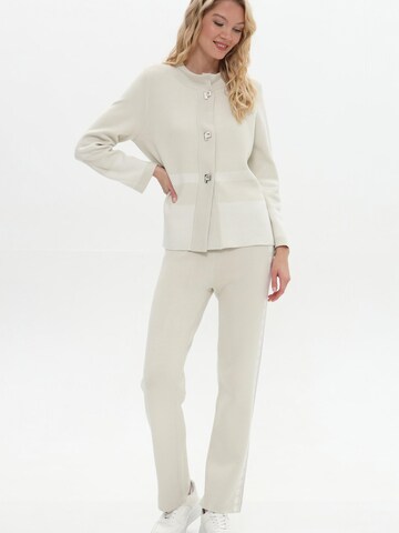 Passioni Knit Cardigan in White