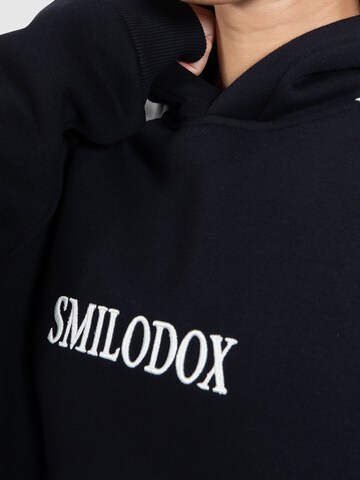 Smilodox Sweatshirt 'Malea' in Blue