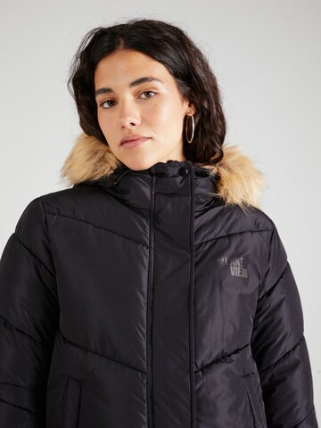 Lake View Winter coat 'Sphene' in Black