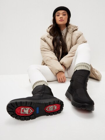 CESARE GASPARI Snowboots in Schwarz