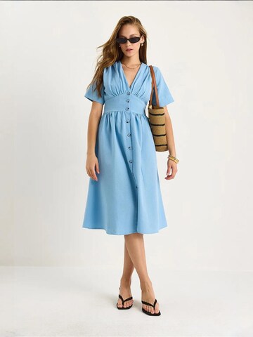 Bianco Lucci - Vestidos camiseiros em azul