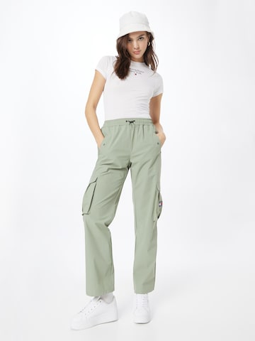 Tommy Jeans - Regular Calças cargo 'BETSY' em verde