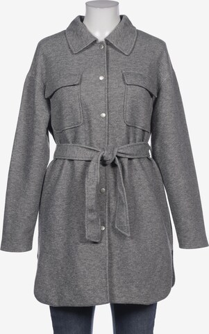 VERO MODA Jacket & Coat in M in Grey: front