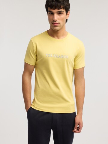 T-Shirt Trussardi en jaune : devant