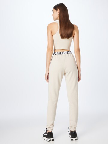 NEBBIA Tapered Sports trousers in Beige