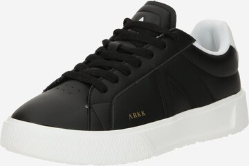 Baskets basses 'Essence' ARKK Copenhagen en noir : devant