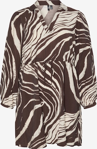 Abito camicia di Vero Moda Curve in marrone: frontale