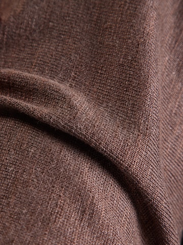 COMMA Neulepaita värissä ruskea