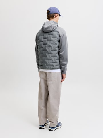 JACK & JONES Prehodna jakna 'JJEPERFECT' | siva barva