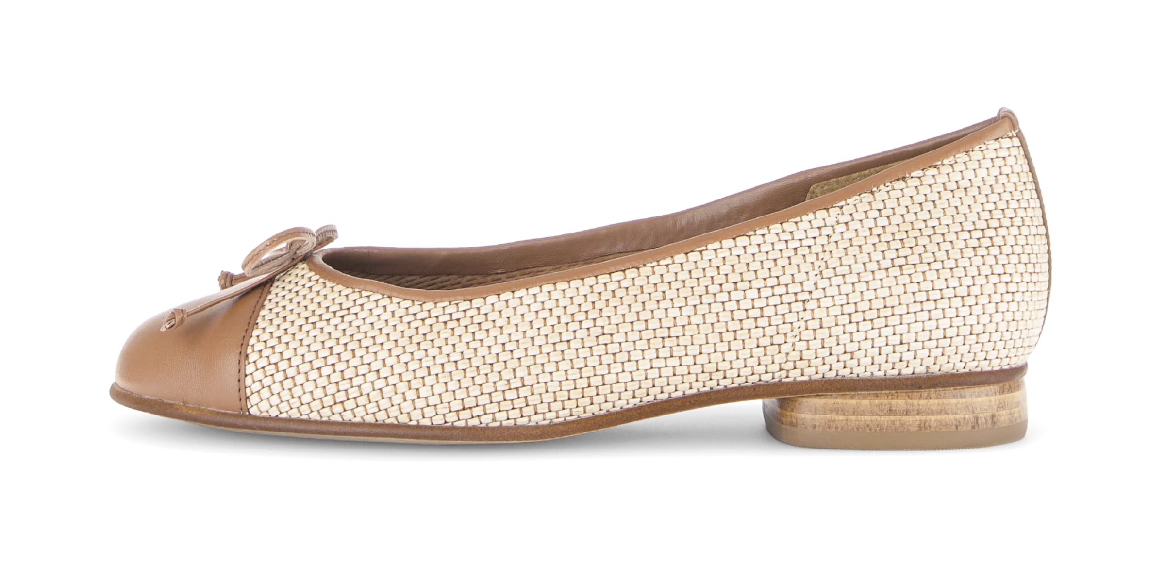 GABOR Ballet Flats in Beige