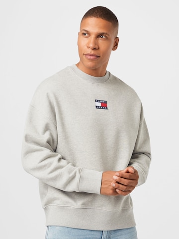 Tommy Jeans Sweatshirt in Grey: front