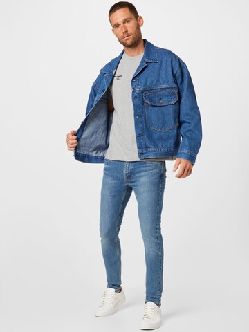 LEVI'S ® T-shirt 'Relaxed Fit Tee' i grå