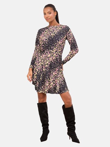 Robe Lipsy en noir : devant