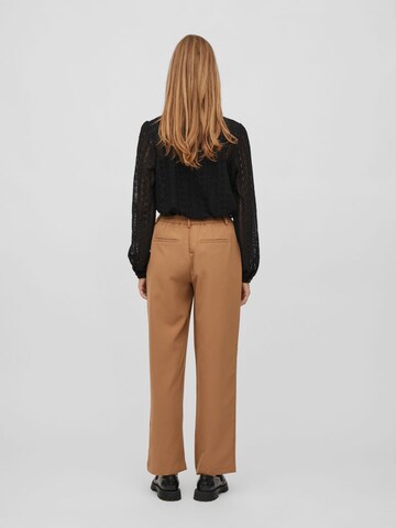 VILA Regular Chino trousers in Brown