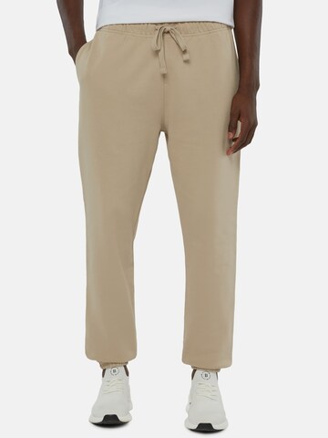 Boggi Milano Tapered Trousers in Beige: front