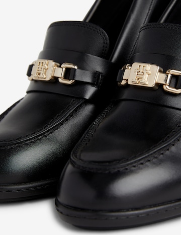 TOMMY HILFIGER - Sapatos com cunha frontal em preto