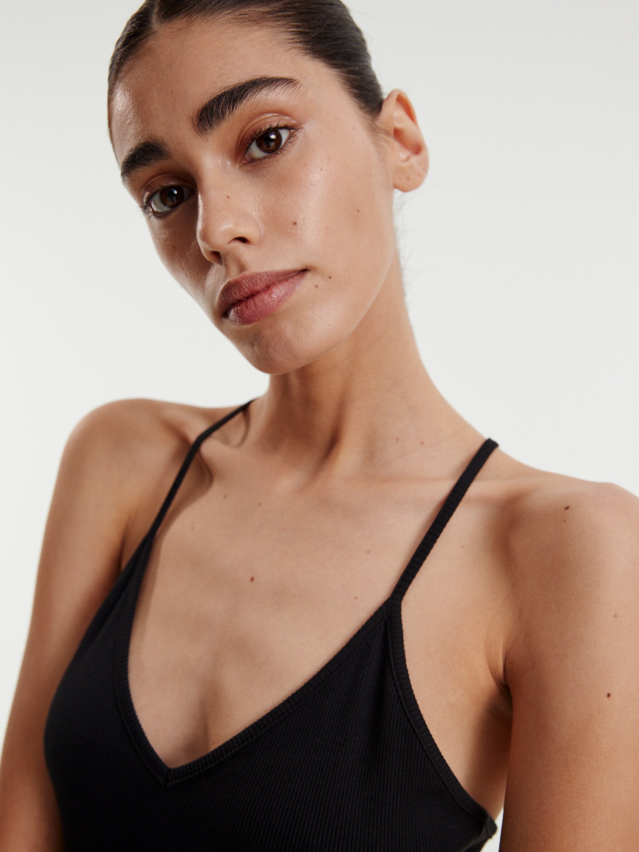 EDITED Producten Shirt body 'Luca' Zwart