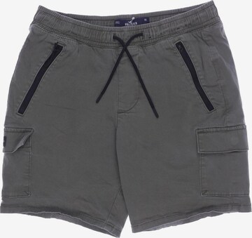 HOLLISTER Shorts in 29-30 in Green: front