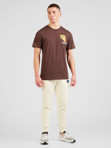 Nike Sportswear Bluser & t-shirts i brun