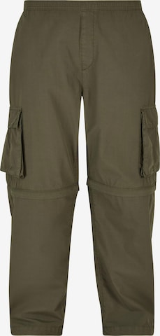 Urban Classics Loose fit Cargo Pants in Green: front