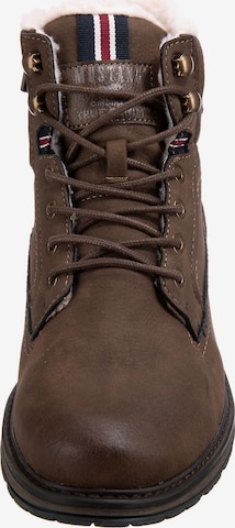 MUSTANG Lace-Up Boots in Brown