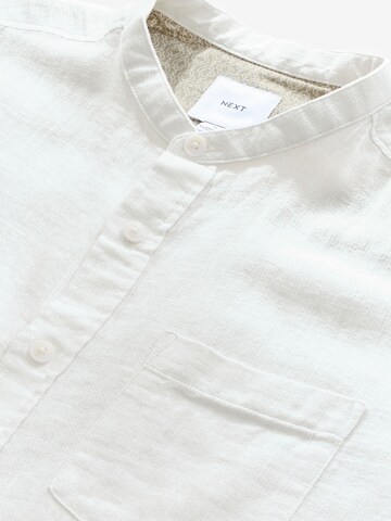 Next - Ajuste confortable Camisa en blanco