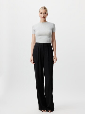 Regular Pantalon à pince 'Thora Tall' LeGer by Lena Gercke en noir