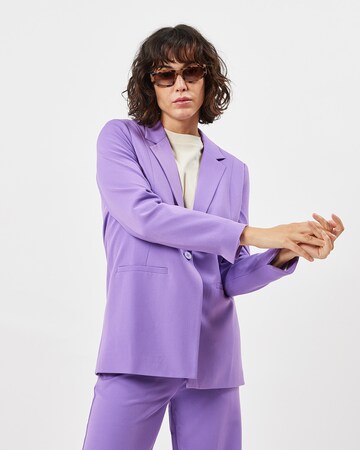 Blazer 'Tara' minimum en violet : devant