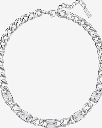 Yokoamii - Cadena en plata: frente