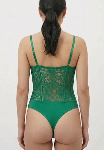 Body di Elara in verde