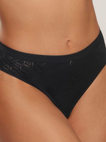 s.Oliver - Tanga 'thong' em preto: frente