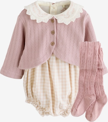 Next Setti värissä vaaleanpunainen: etupuoli