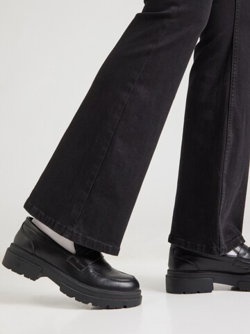 Flared Jeans 'TSJAMIE' di TOPSHOP in nero