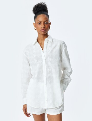 Koton Blouse in White: front