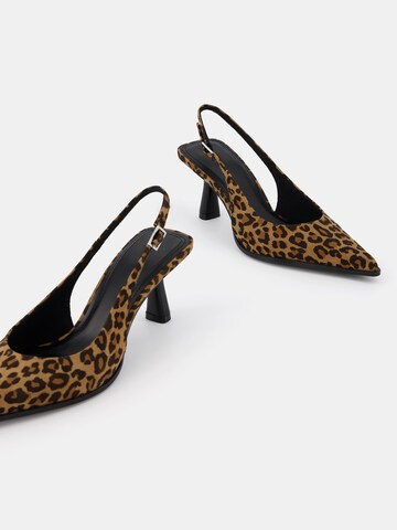 Bershka Slingback pumps in Brown
